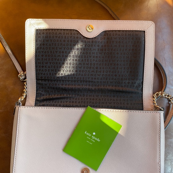 Kate Spade crossbody envelope bag - Picture 3 of 3